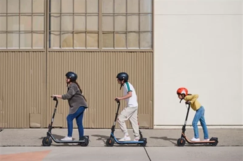 Gyerek roller elektromos kivitelben a Future Boardnál